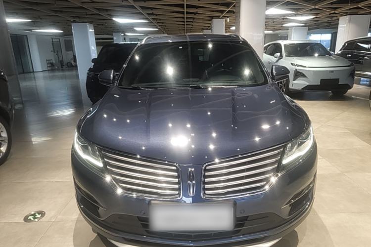 Used Lincoln MKC 2017 2.0T Two-Wheel-Drive Luxury Edition Front