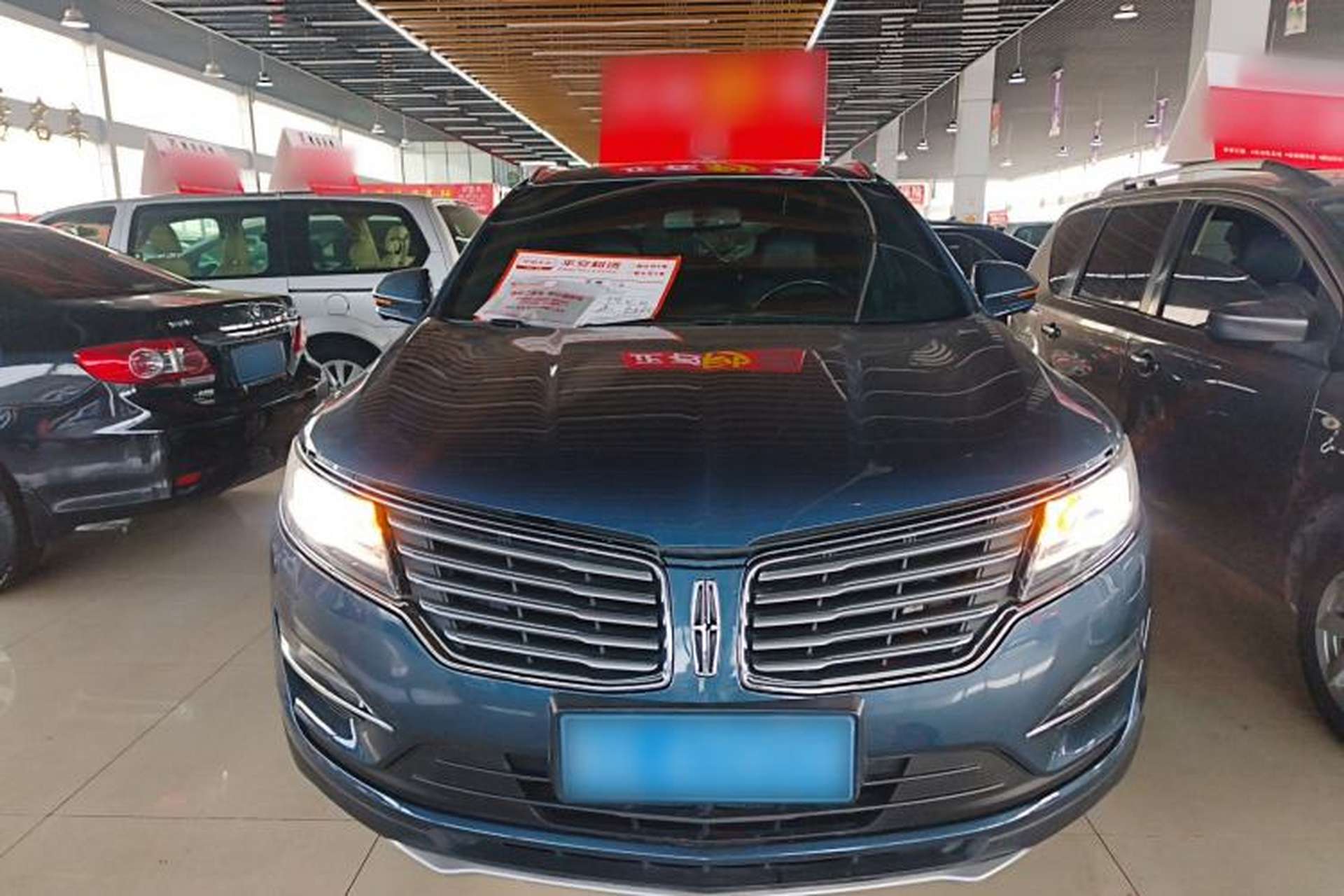 Used Lincoln MKC 2017 2.0T Two-Wheel Drive Deluxe Edition Front