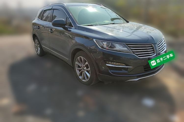Used Lincoln MKC 2017 2.0T Four-Wheel Drive Zunya Edition Front Right 45 Deg