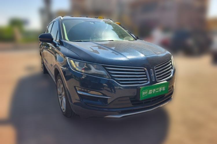 Used Lincoln MKC 2017 2.0T Four-Wheel Drive Zunya Edition Front Right 45 Deg