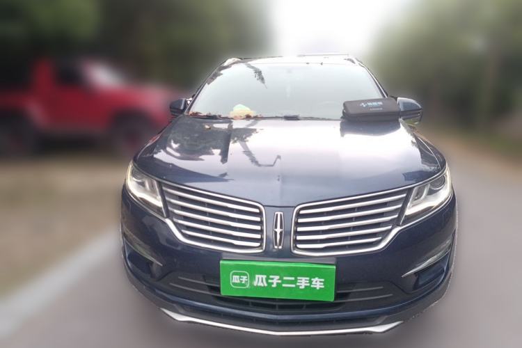 Used Lincoln MKC 2017 2.0T Two-Wheel Drive Deluxe Edition Front