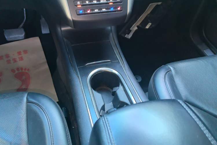 Used Lincoln MKC 2017 2.0T Four-Wheel Drive Zunya Edition Gear Lever