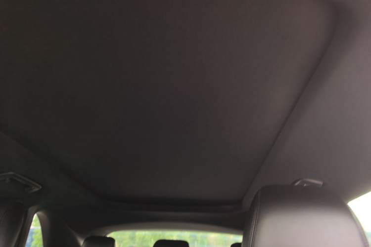 Used Lincoln MKC 2017 2.0T Two-Wheel Drive Deluxe Edition Headliner