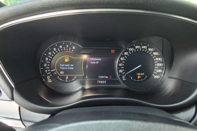 Used Lincoln MKC 2017 2.0T Two-Wheel Drive Deluxe Edition Instrument Cluster