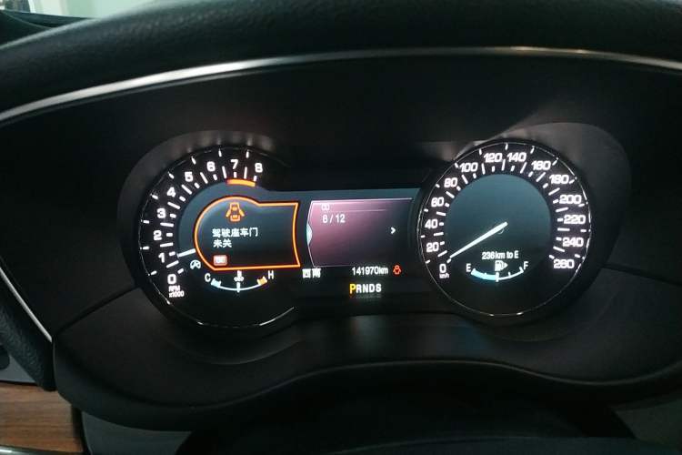 Used Lincoln MKC 2017 2.0T Two-Wheel-Drive Luxury Edition Instrument Cluster