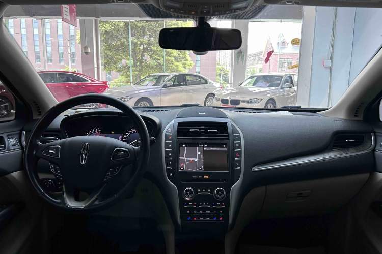 Used Lincoln MKC 2017 2.0T Four-Wheel Drive Zunya Edition Interior 5