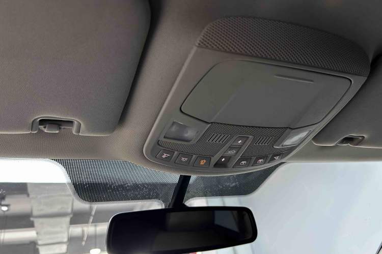 Used Lincoln MKC 2017 2.0T Four-Wheel Drive Zunya Edition Interior 9
