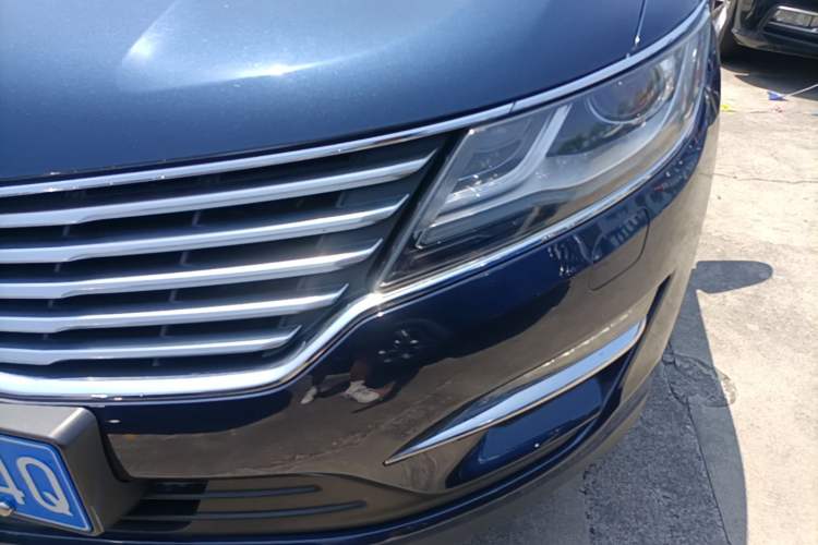 Used Lincoln MKC 2017 2.0T Two-Wheel Drive Deluxe Edition Left Front Headlight