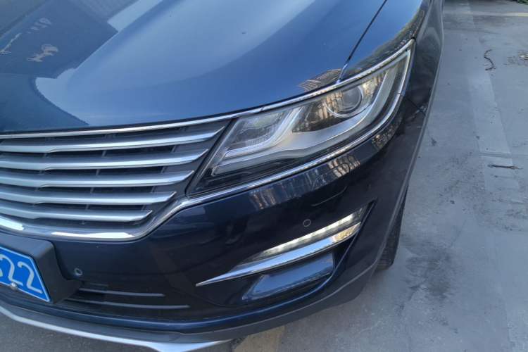 Used Lincoln MKC 2017 2.0T Four-Wheel Drive Zunya Edition Left Front Headlight