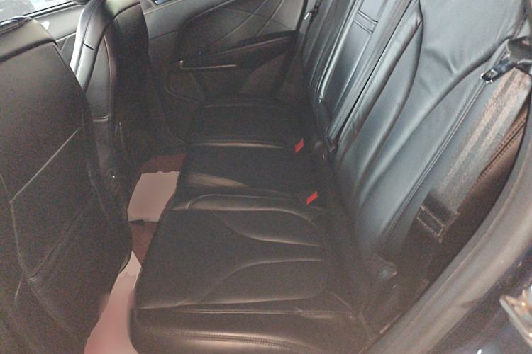 Used Lincoln MKC 2017 2.0T Two-Wheel Drive Deluxe Edition Left Rear Seat