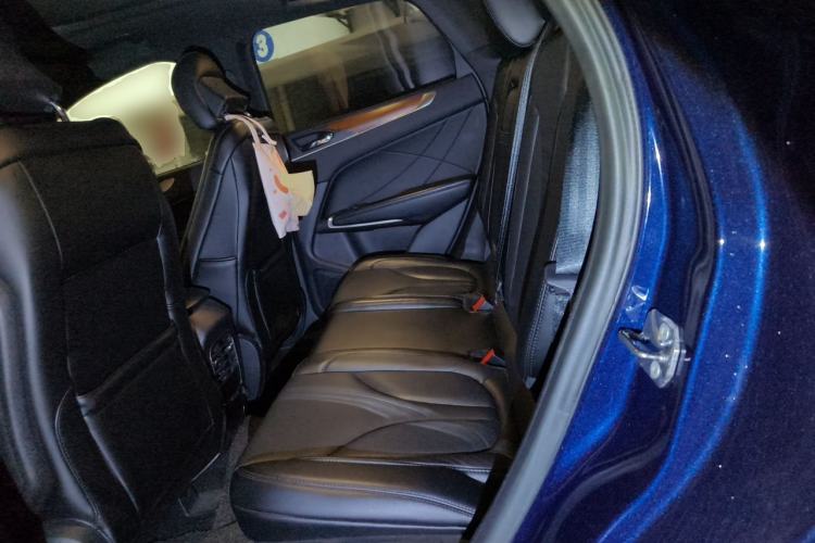 Used Lincoln MKC 2017 2.0T Two-Wheel-Drive Luxury Edition Left Rear Seat