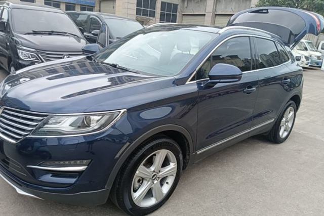 Used Lincoln MKC 2017 2.0T Two-Wheel Drive Deluxe Edition