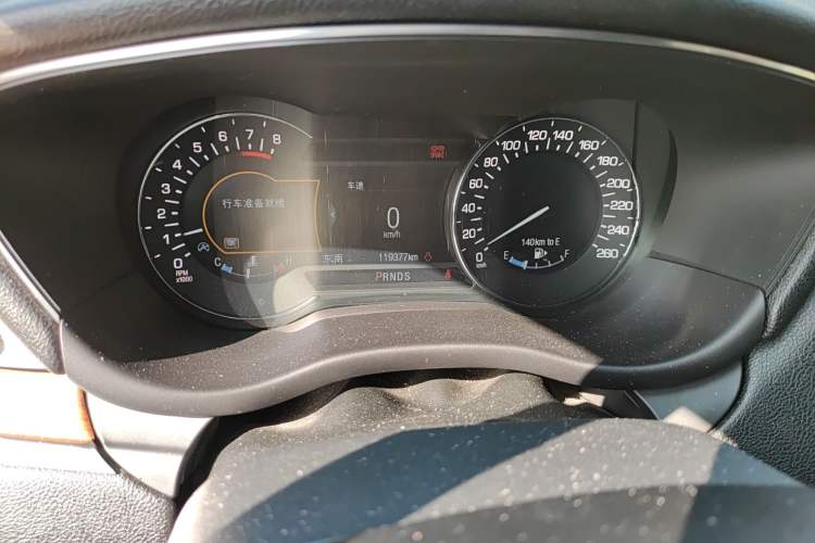 Used Lincoln MKC 2017 2.0T Four-Wheel Drive Zunya Edition Odometer Close Up