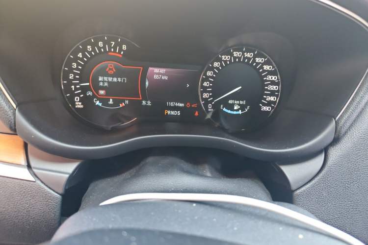 Used Lincoln MKC 2017 2.0T Two-Wheel-Drive Luxury Edition Odometer Close Up