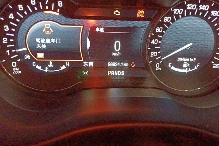 Used Lincoln MKC 2017 2.0T Four-Wheel Drive Zunya Edition Odometer Close Up
