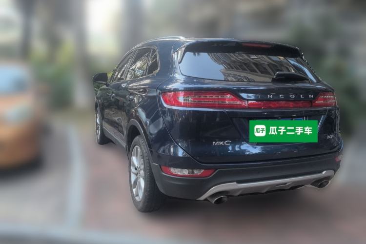 Used Lincoln MKC 2017 2.0T Two-Wheel-Drive Luxury Edition Rear Left 45 Deg