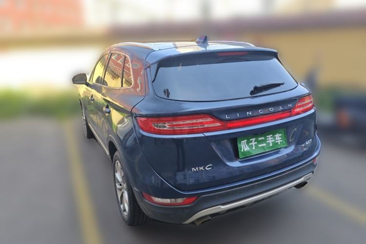 Used Lincoln MKC 2017 2.0T Two-Wheel-Drive Luxury Edition Rear Left 45 Deg