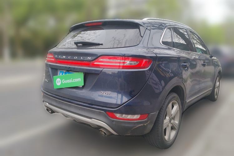 Used Lincoln MKC 2017 2.0T Two-Wheel Drive Deluxe Edition Rear Right 45 Deg