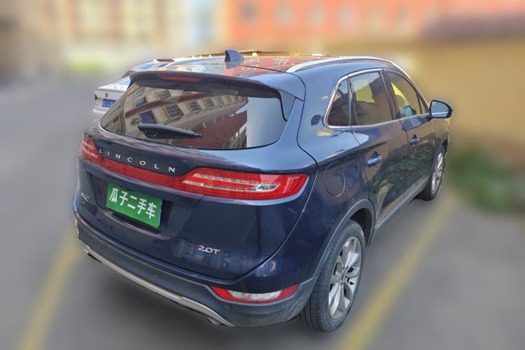 Used Lincoln MKC 2017 2.0T Two-Wheel-Drive Luxury Edition Rear Right 45 Deg