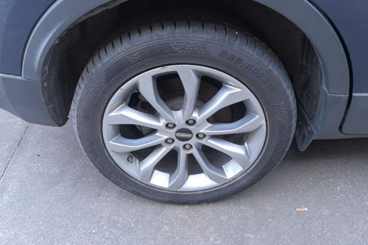 Used Lincoln MKC 2017 2.0T Four-Wheel Drive Zunya Edition Right Rear Wheel Hub