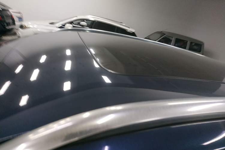 Used Lincoln MKC 2017 2.0T Two-Wheel-Drive Luxury Edition Roof