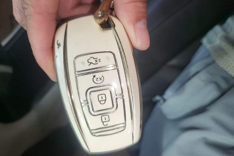 Used Lincoln MKC 2017 2.0T Four-Wheel Drive Zunya Edition Vehicle Key