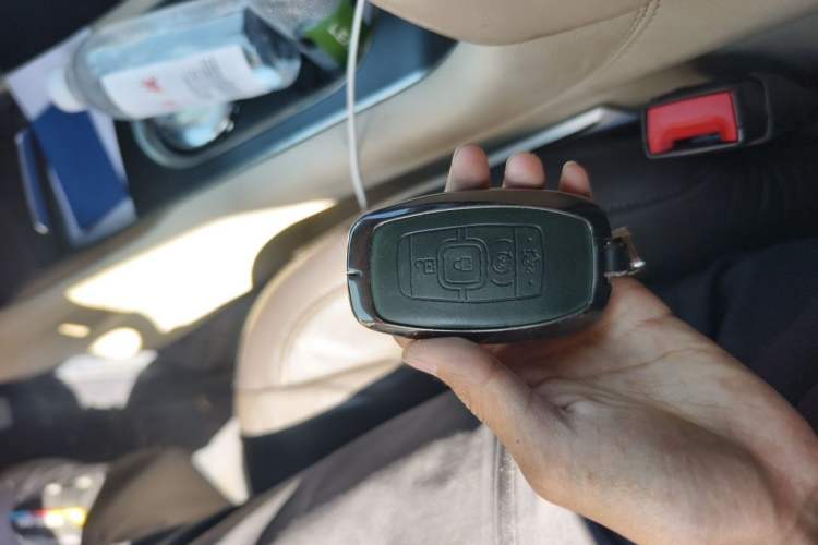 Used Lincoln MKC 2017 2.0T Four-Wheel Drive Zunya Edition Vehicle Key