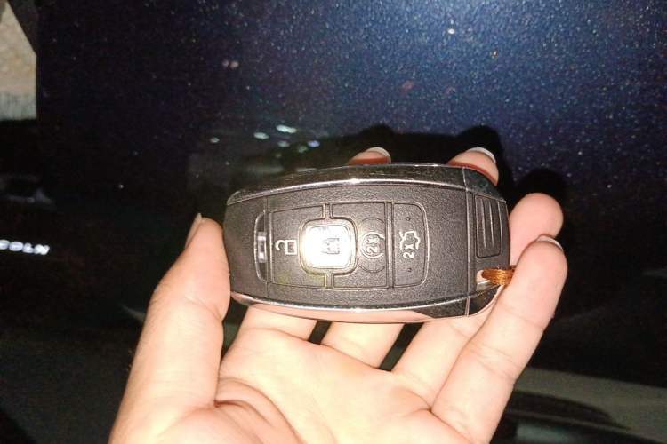 Used Lincoln MKC 2017 2.0T Four-Wheel Drive Zunya Edition Vehicle Key