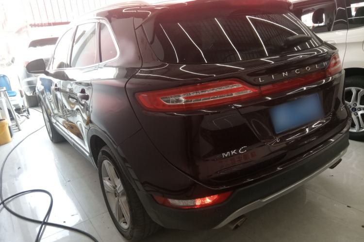 Used Lincoln MKC 2017 2.0T Two-Wheel Drive Deluxe Edition Exterior 2