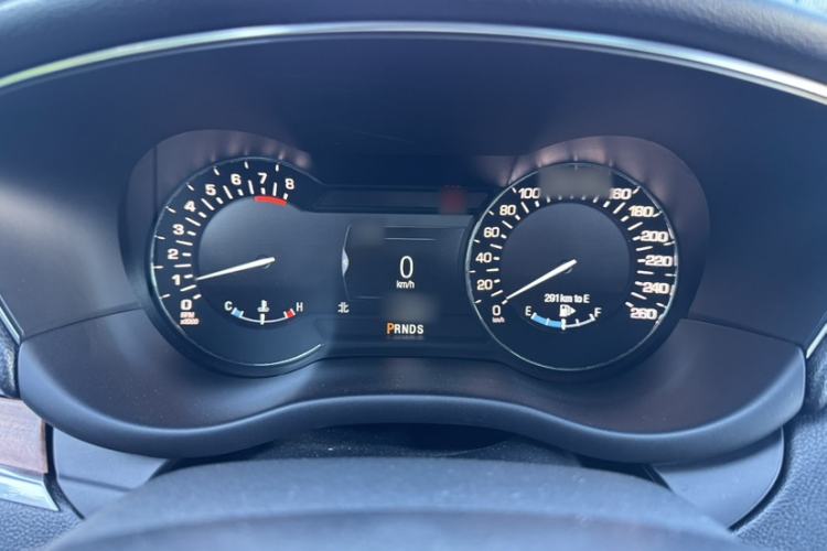 Used Lincoln MKC 2017 2.0T Two-Wheel-Drive Luxury Edition Instrument Cluster