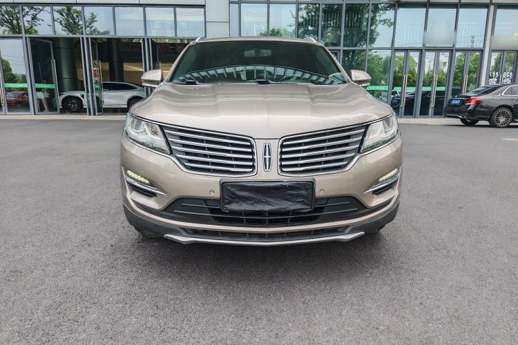 Used Lincoln MKC 2017 2.0T Two-Wheel-Drive Luxury Edition Exterior 2