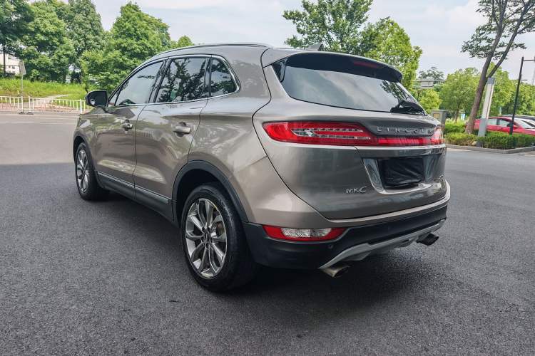 Used Lincoln MKC 2017 2.0T Two-Wheel-Drive Luxury Edition Exterior 7