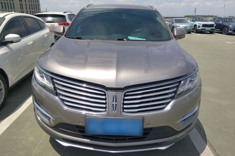 Used Lincoln MKC 2017 2.0T Two-Wheel-Drive Luxury Edition Front