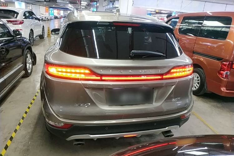 Used Lincoln MKC 2017 2.0T Two-Wheel-Drive Luxury Edition Rear
