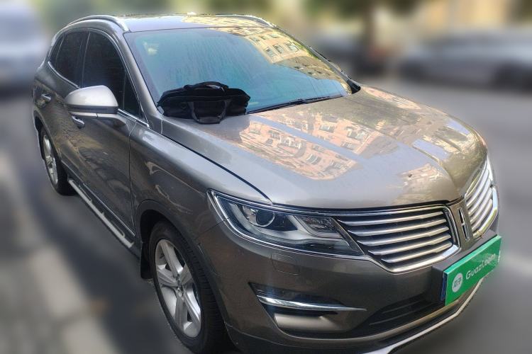 Used Lincoln MKC 2017 2.0T Two-Wheel Drive Deluxe Edition Exterior 2