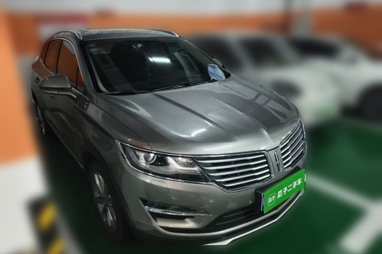 Used Lincoln MKC 2017 2.0T Four-Wheel Drive Zunya Edition Front Right 45 Deg