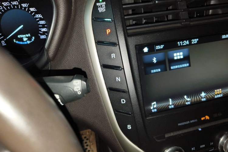 Used Lincoln MKC 2017 2.0T Four-Wheel Drive Zunya Edition Gear Lever