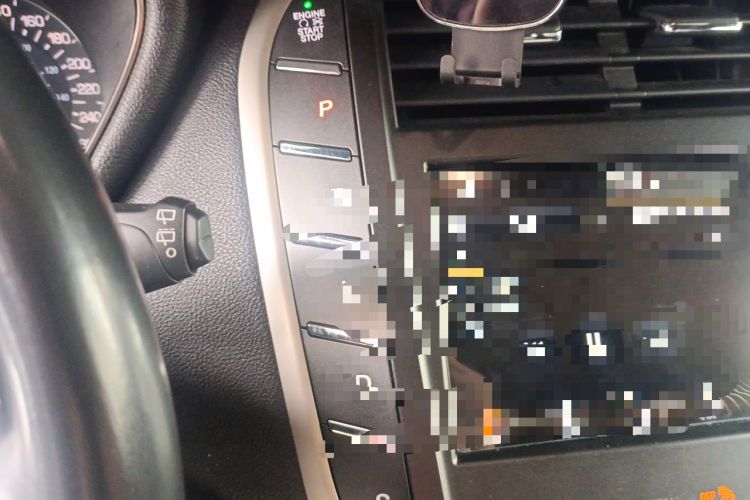 Used Lincoln MKC 2017 2.0T Two-Wheel-Drive Luxury Edition Gear Lever
