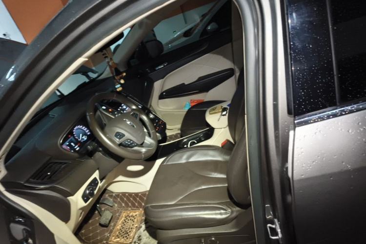 Used Lincoln MKC 2017 2.0T Four-Wheel Drive Zunya Edition Left Front Seat