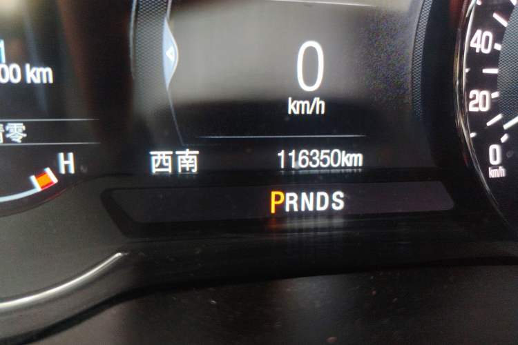 Used Lincoln MKC 2017 2.0T Two-Wheel-Drive Luxury Edition Odometer Close Up