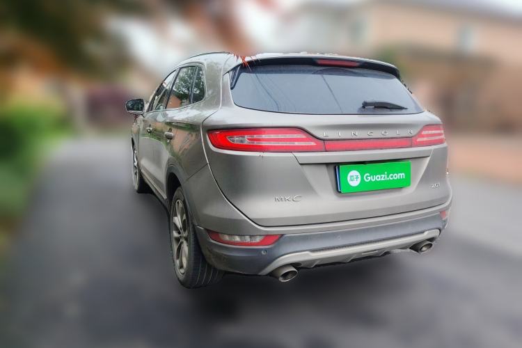 Used Lincoln MKC 2017 2.0T Two-Wheel-Drive Luxury Edition Rear Left 45 Deg