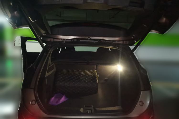 Used Lincoln MKC 2017 2.0T Two-Wheel-Drive Luxury Edition Trunk