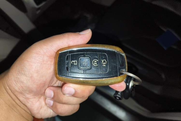 Used Lincoln MKC 2017 2.0T Four-Wheel Drive Zunya Edition Vehicle Key