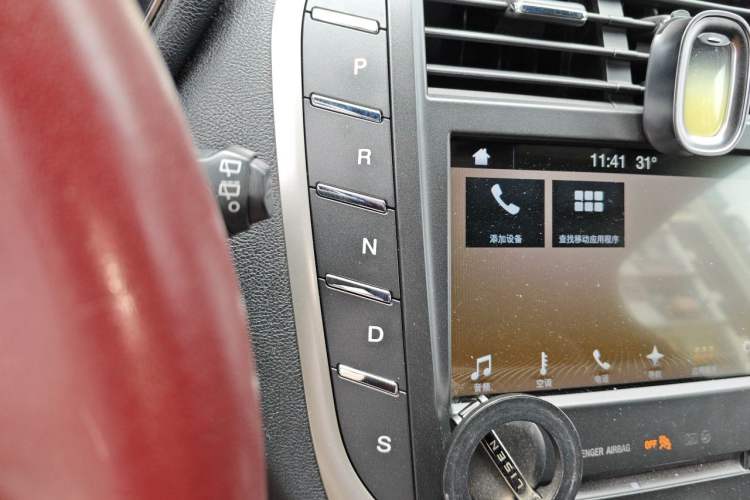 Used Lincoln MKC 2017 2.0T Two-Wheel Drive Deluxe Edition Gear Lever