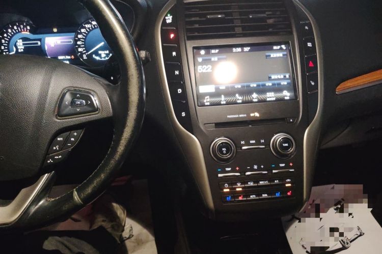 Used Lincoln MKC 2017 2.0T Two-Wheel-Drive Luxury Edition Audio And AC Panel