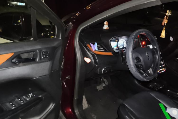 Used Lincoln MKC 2017 2.0T Two-Wheel-Drive Luxury Edition Driver Seat