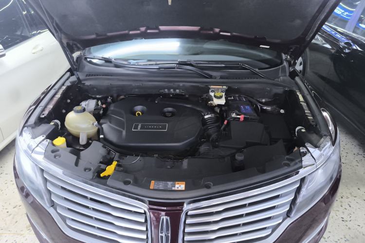 Used Lincoln MKC 2017 2.0T Four-Wheel Drive Zunya Edition Engine Bay