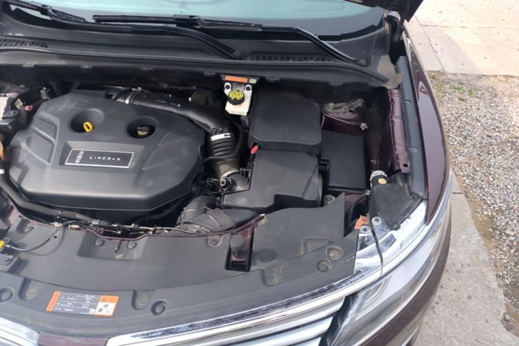 Used Lincoln MKC 2017 2.0T Four-Wheel Drive Zunya Edition Engine Bay Left