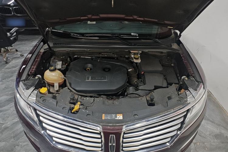 Used Lincoln MKC 2017 2.0T Four-Wheel Drive Zunya Edition Engine Bay