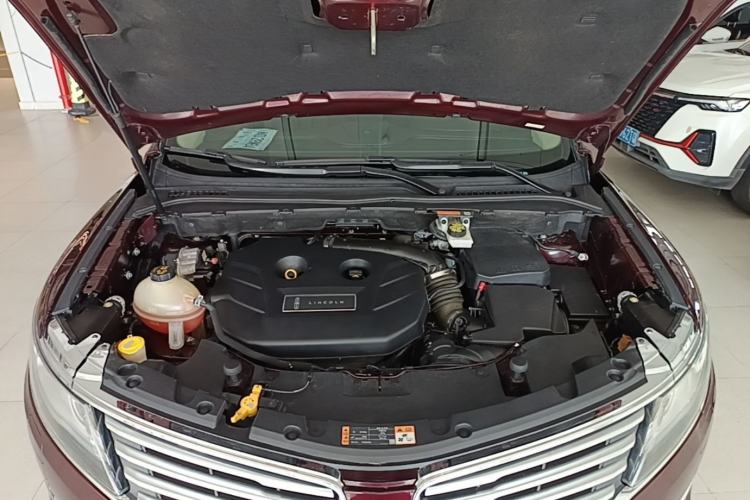 Used Lincoln MKC 2017 2.0T Two-Wheel-Drive Luxury Edition Engine Bay